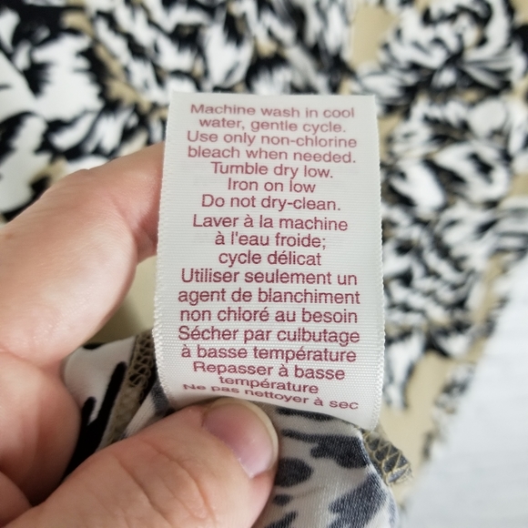 TRADITION | floral embellished neckline blouse - Picture 8 of 8